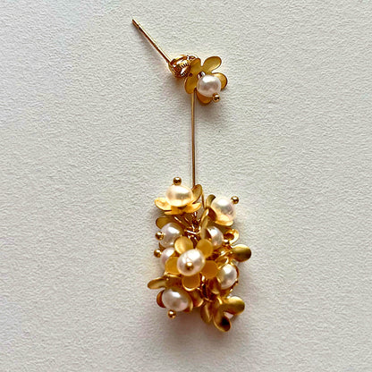 Glycine Pearl Drops — pearl-flower stud with cascading pearl and gold petal drop
